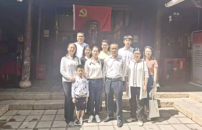 機(jī)關(guān)第二、三、四黨支部聯(lián)合開(kāi)展黨史教育主題黨日xiao.jpg